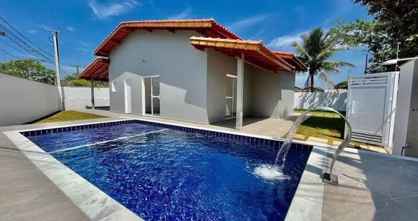 CASA LADO PRAIA A 500M DO MAR - 03 DORMITORIOS - ITANHAEM /SP.