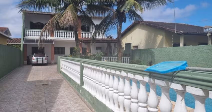 Sobrado com piscina a venda no Belas artes .