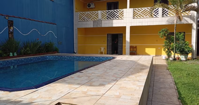 SOBRADO LOTE INTEIRO A 30 METROS DO MAR EM ITANHAÉM/SP- SANTA TEREZINHA