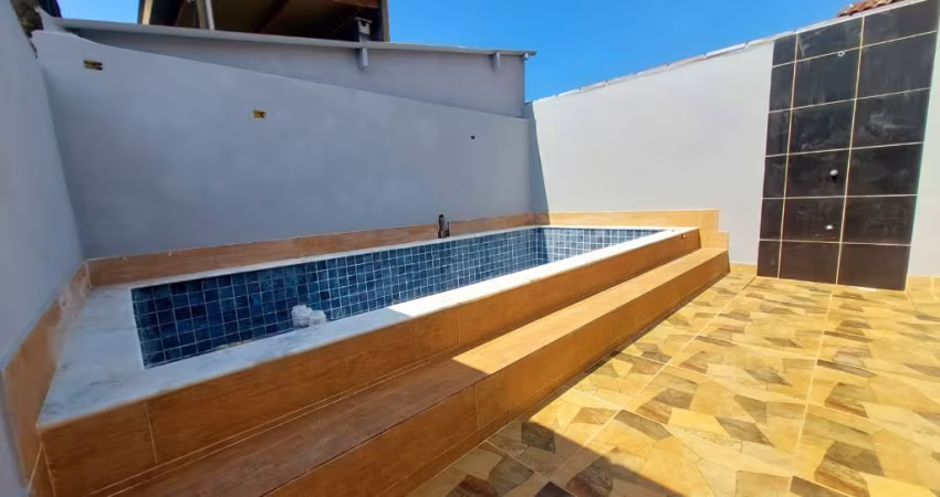 Casa nova com piscina - Jardim Guacyra - Itanhaém/SP