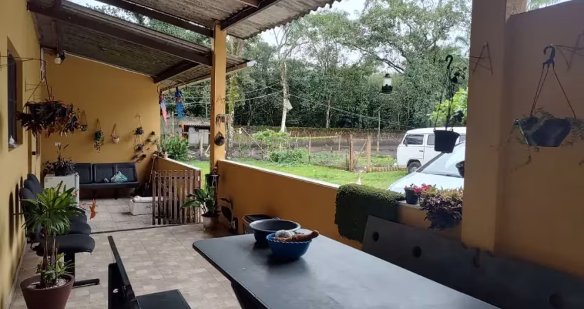 Chácara com 3000m²- ideal para atividade comercial- itanhaém/sp