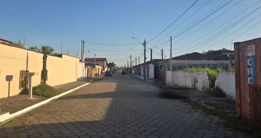 Terreno para geminada 250m²- rua calçada -1000m do mar