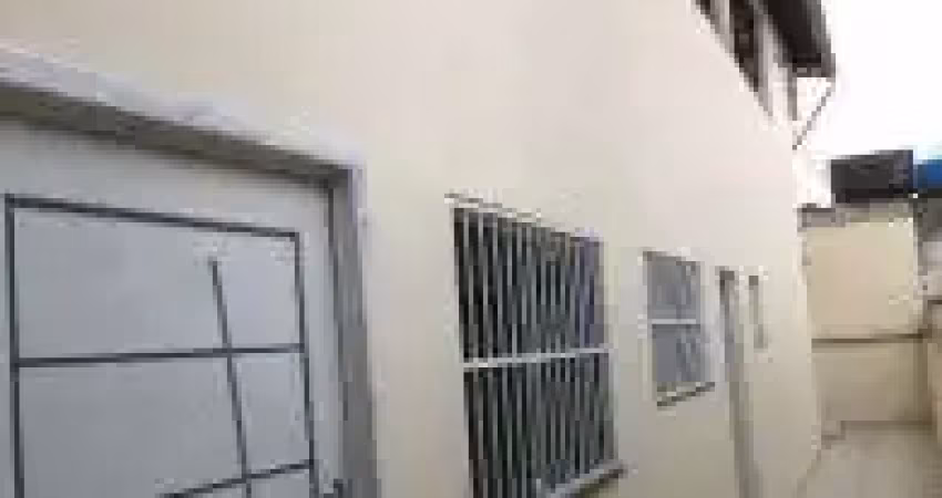 Linda casa localizada no campos elísios - em rua asfaltada