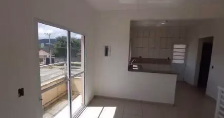 Excelente casa sobreposta localizada no bairro jardim magalhães