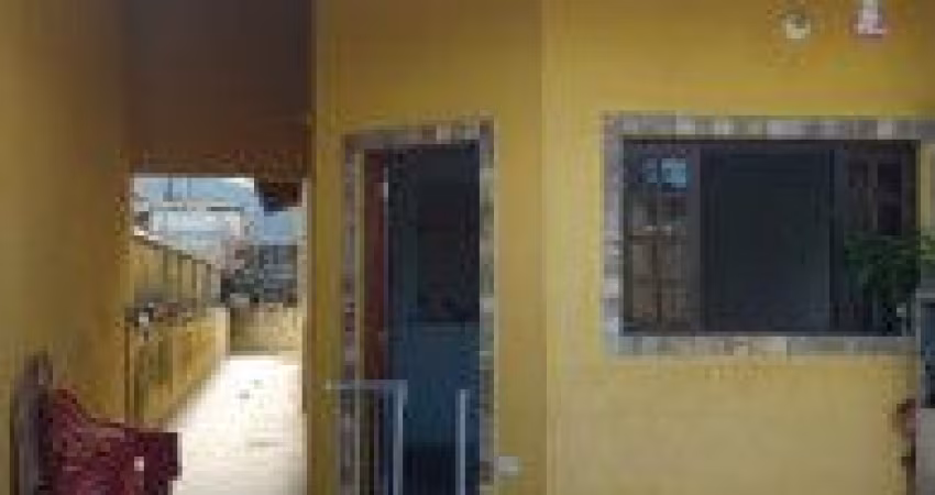 Excelente casa localizada no bairro Nossa Senhora do Sion, em Itanhaém.