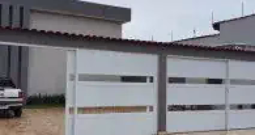 Excelente sobrado eme condomínio localizado no bairro Cibratel 2, em Itanhaém lado praia.