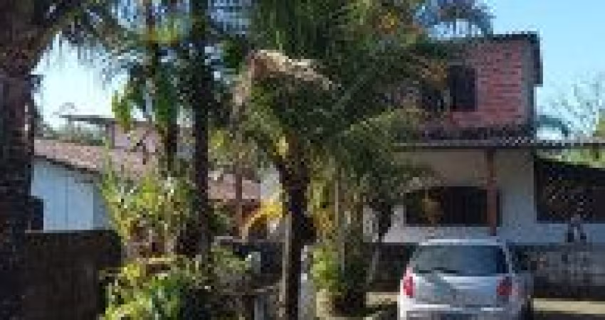 Excelente casa localizada no bairro Jardim Marambá 2, em Itanhaém.