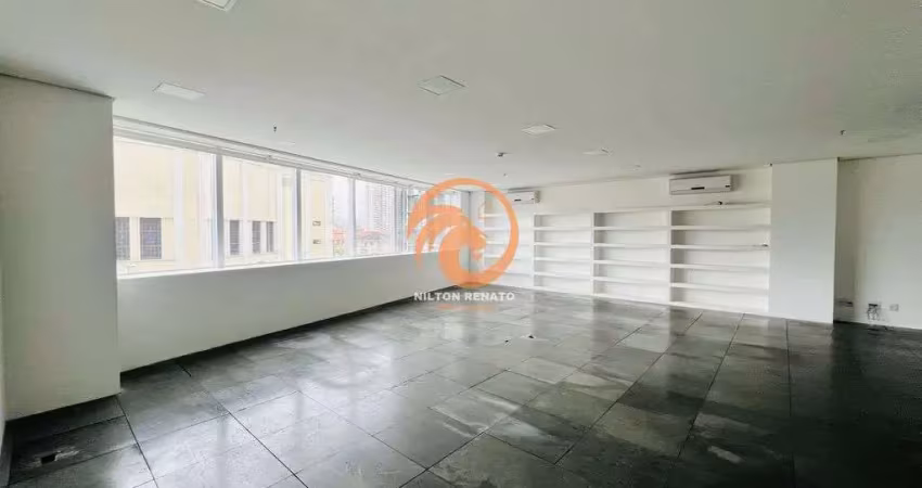 Sala comercial para alugar na Praça dos Expedicionários, 19, Gonzaga, Santos