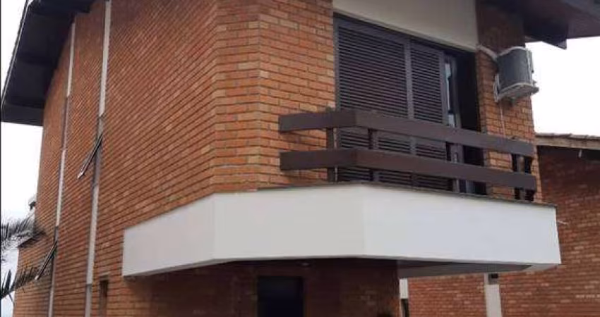 Casa Triplex - Em Condomínio Fechado com 5 Suítes, 553m² útil - Venda por R$ 1.690.000,00 - Enseada - Guarujá/SP