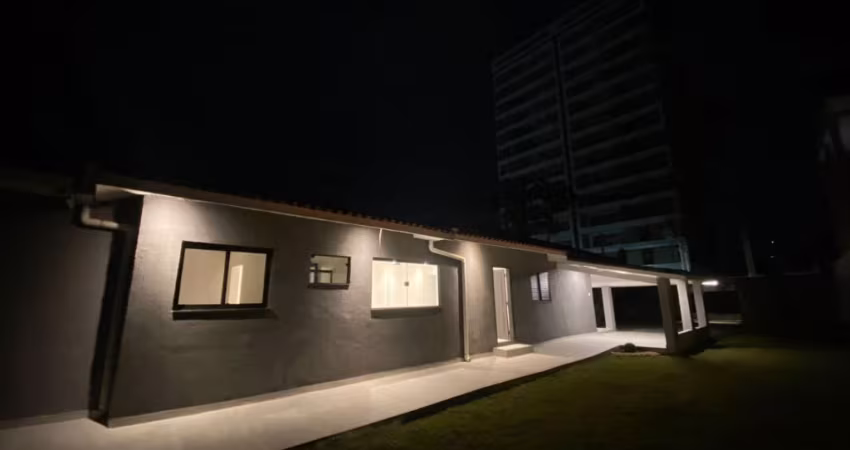 Lindo imóvel disponível para locação no Centro de Peruíbe