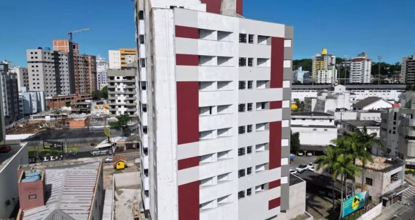 Apartamento para Venda em Criciúma, Comerciário, 2 dormitórios, 1 suíte, 2 banheiros, 1 vaga