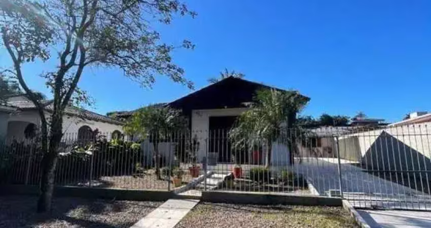 Casa para venda em criciúma, pinheirinho, 4 dormitórios, 1 suíte, 3 banheiros