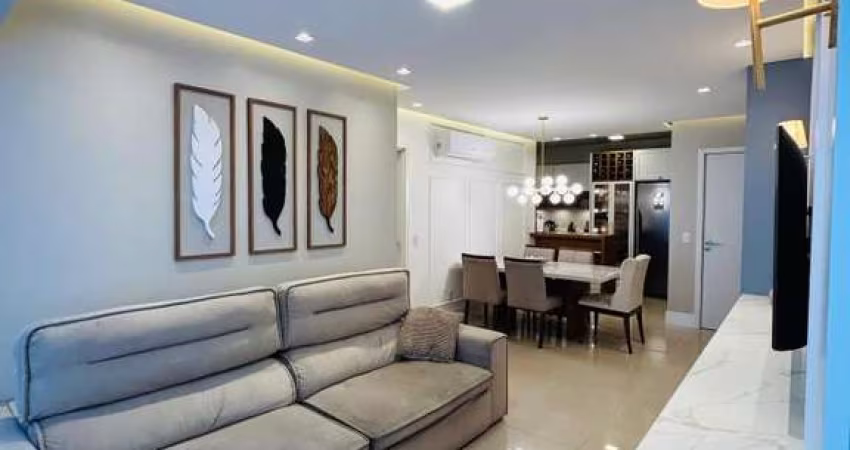 Apartamento para Venda em Criciúma, Comerciário, 3 dormitórios, 1 suíte, 2 banheiros, 2 vagas