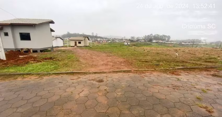 Terreno à venda no São Defende, Criciúma 