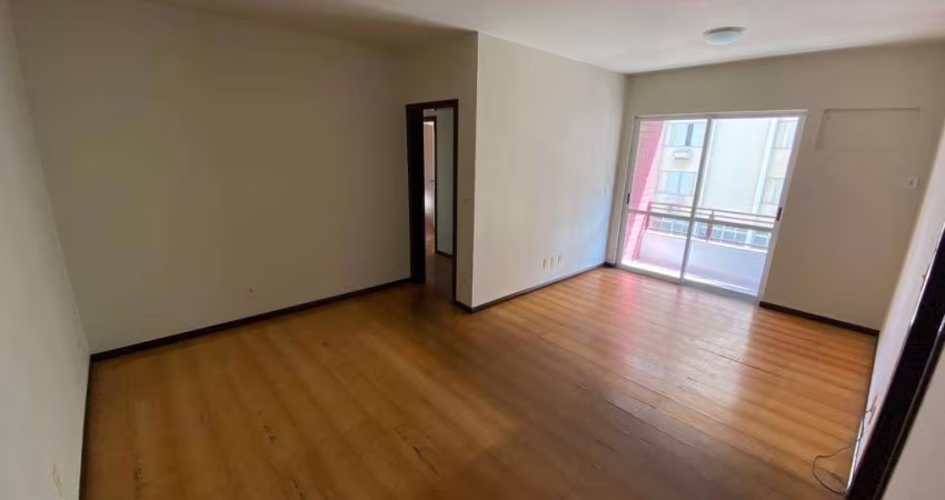 Apartamento para Venda em Criciúma, Centro, 3 dormitórios, 1 suíte, 2 banheiros, 1 vaga