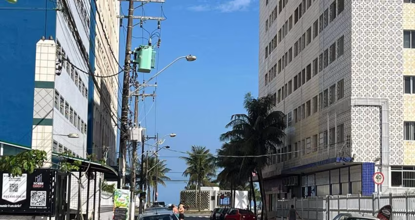 OPORTUNIDADE PROXIMO A PRAIA COM 1 DORMITORIO E SACADA NA MIRIM