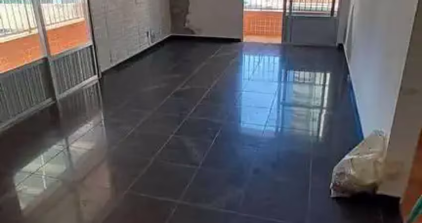 EXCELENTE APARTAMENTO COBERTURA NA VILA TUPI 03 DORMITÓRIOS