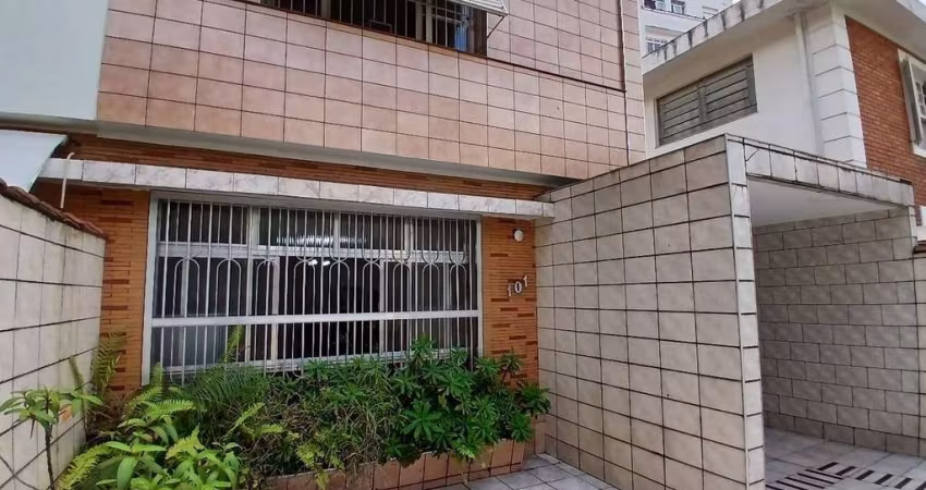 EXCELENTE SOBRADO PARA FINS RESIDENCIAL / COMERCIAL EM SANTOS