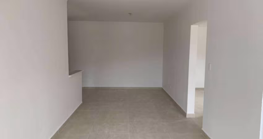 Apartamento no Canto do Forte de 02 dormitórios sendo 02 suítes.