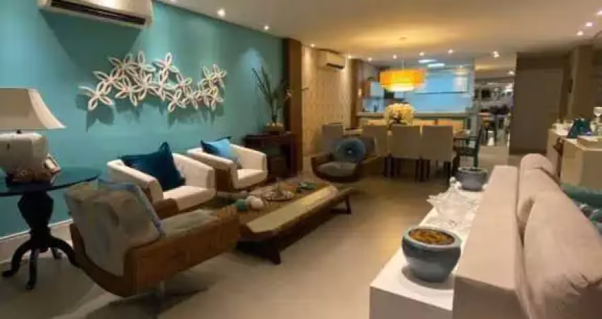 Casa à venda no Parque Enseada, Guarujá 
