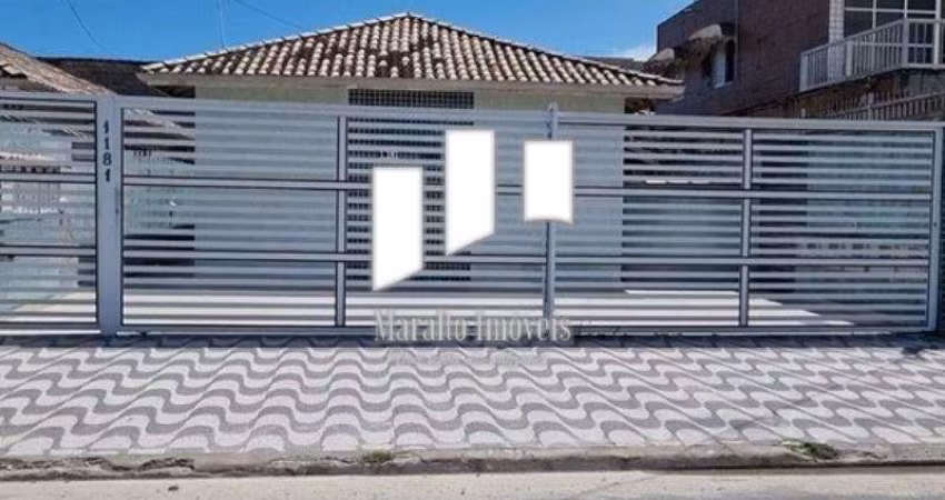 Casa Em Condomínio toda mobiliada em Praia Grande S. Paulo..