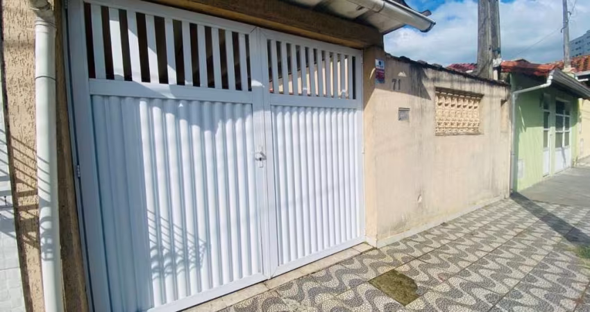 Casa com 3 dormitórios na Tupi em Praia Grande SP