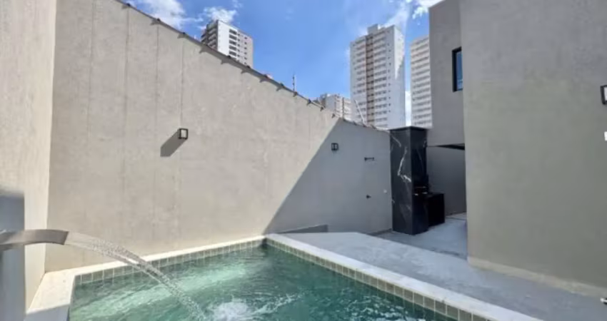 Sobrado com 3 dormitórios e piscina em praia grande sp