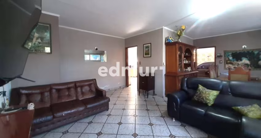 Casa com 3 quartos para alugar no Santa Teresinha, Santo André 