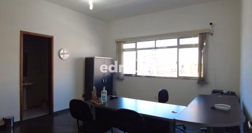 Sala comercial com 1 sala à venda na Vila Metalúrgica, Santo André 