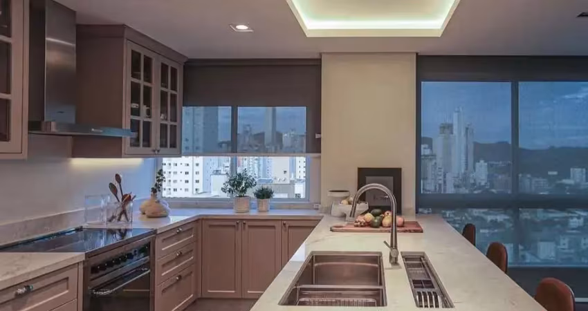 Apartamento com 3 Suítes Vista incrível mobiliado e Lazer em Balneário Camboriú