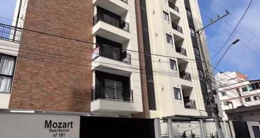 Apto à Venda com 2 Suítes, Lazer e Churrasqueira Próximo ao Balneário shopping