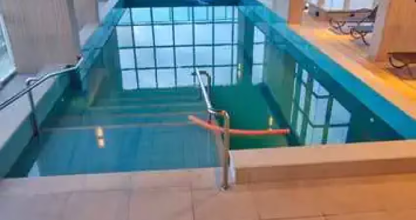Apto na praia brava com 2 suítes, área de lazer completa e com vista pro mar