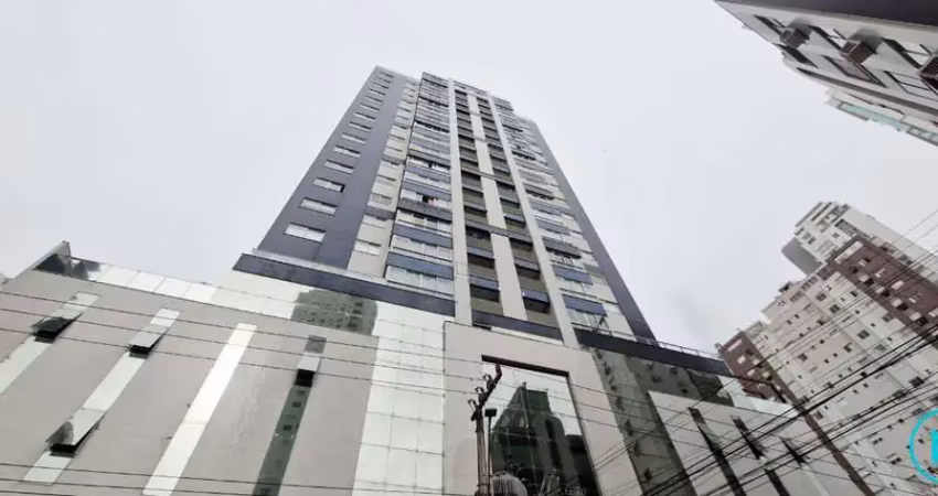 Apartamento 3 suítes, 3 vagas e varanda gourmet – 118m do mar no centro de bc