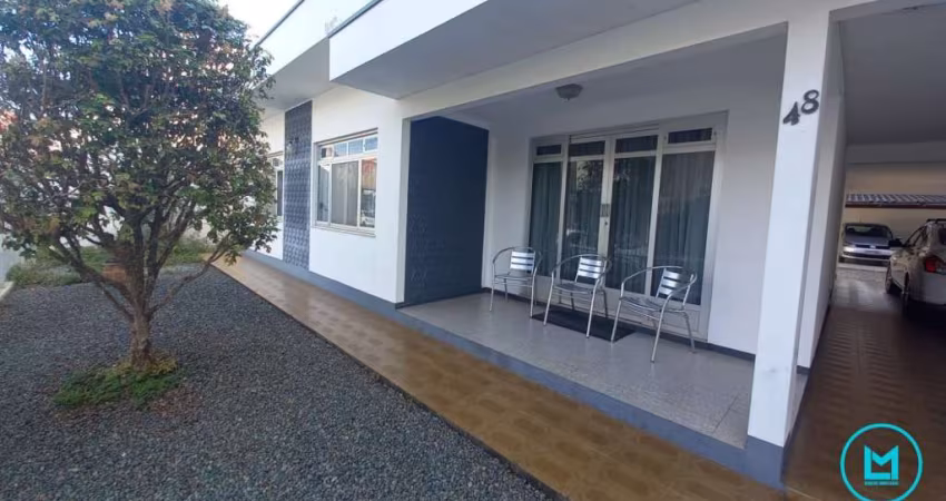 VENDO TERRENO COM CASA EM BALNEÁRIO CAMBORIÚ