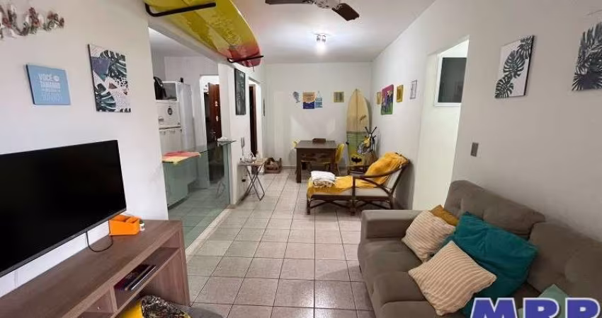 Apartamento em Ubatuba, 150 metros da praia do Sapê, condomínio fechado, com elevador .