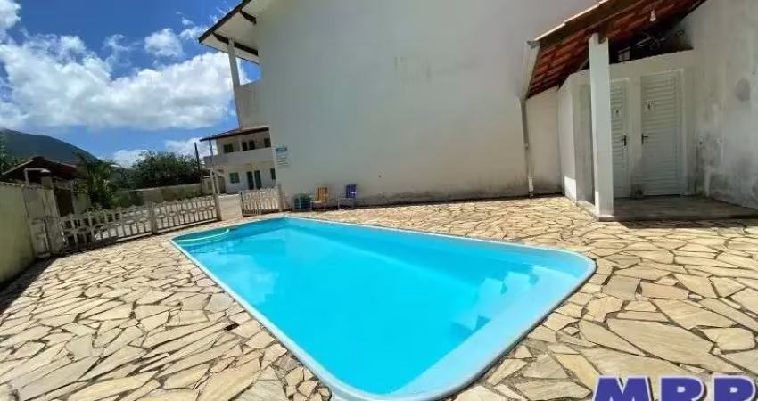 Apartamento à venda em Ubatuba-SP, Maranduba: 1 quarto, com piscina. Aceita financiamento.