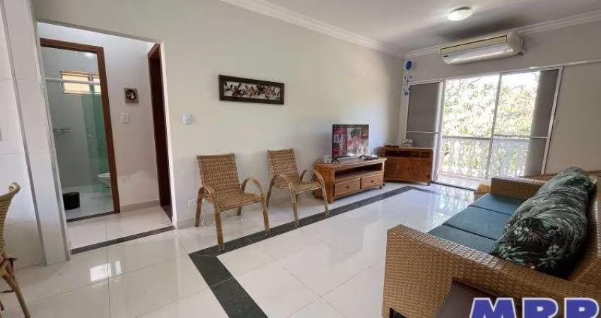 Apartamento a venda em Ubatuba a 600 metros da Praia de Maranduba com 2 dormitórios !