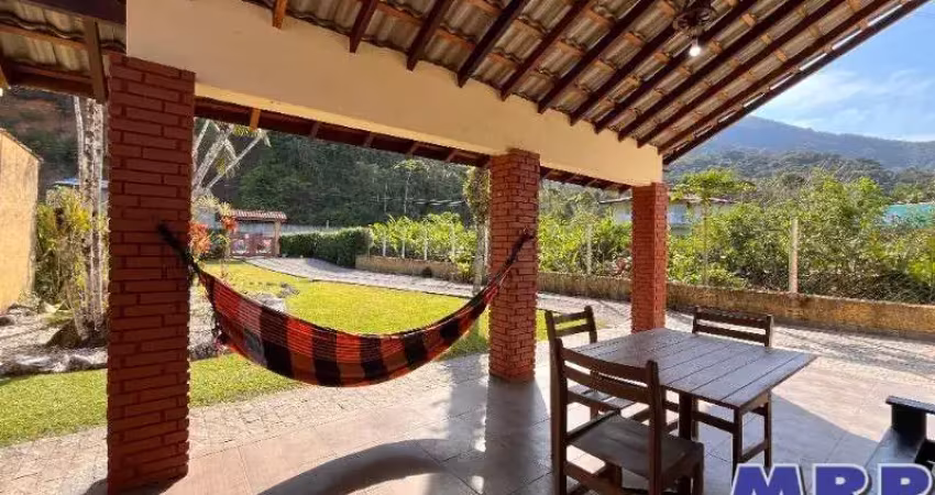 Casa à venda em ubatuba. praia da lagoinha. aceita financiamento. oportunidade.