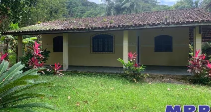 Chácara à venda em Ubatuba. Sertão da Quina. 2.300m² de terreno.