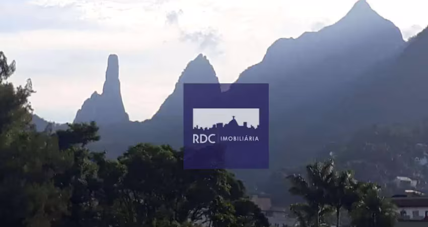 Flat com 2 dormitórios à venda, 77 m² por R$ 380.000,00 - Alto - Teresópolis/RJ