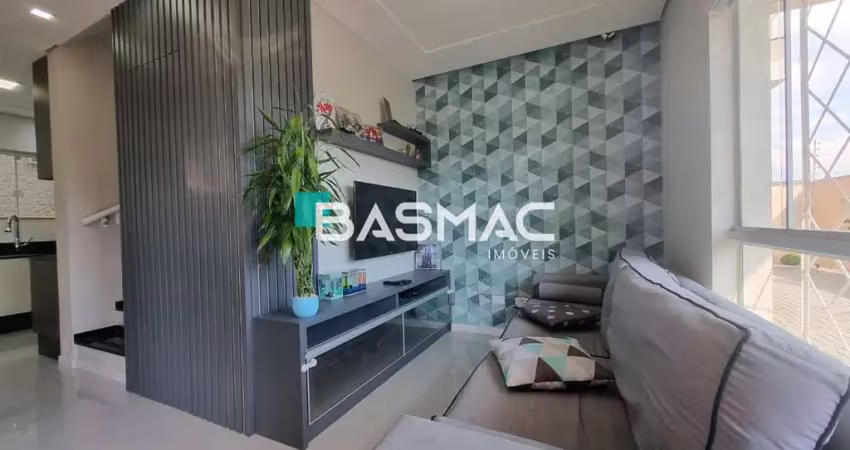 Casa em condomínio fechado com 3 quartos à venda no Uberaba, Curitiba 