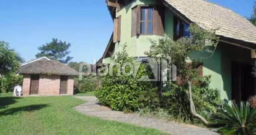 Casa de 02 dormitórios no Condomínio Paragem Verdes Campos em Gravataí - RS