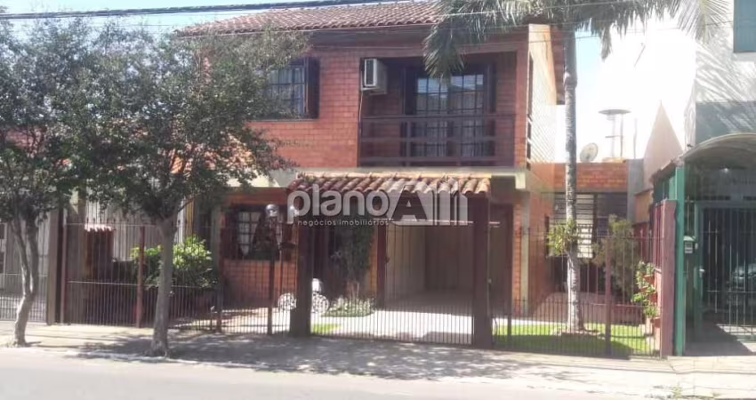 Casa à venda, com 150m², 3 quartos - Centro - Gravataí / RS por R$ 850.000,00