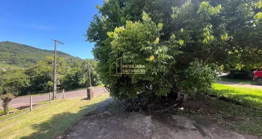 Terreno com Dois Chalés À Venda no Bairro Floresta em Dois Irmãos