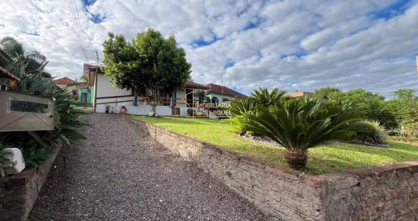 Terreno com Duas Casas À Venda no Bairro União em Dois Irmãos