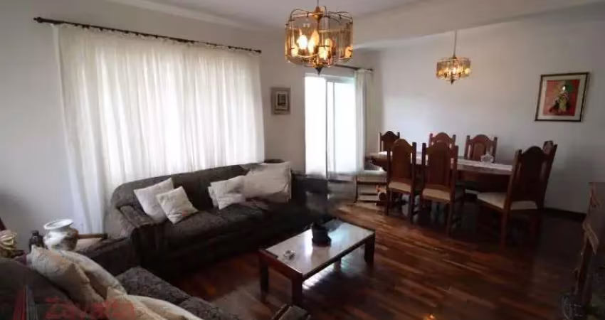 Imperdível oportunidade: casa à venda em são paulo-sp, água fria! 3 quartos, 1 suíte, 2 salas, 4 banheiros, 5 vagas de garagem, 209m².