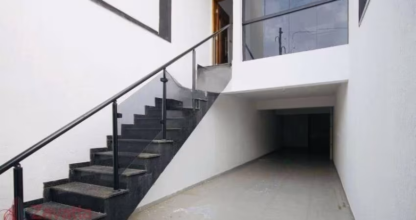 Casa Espaçosa de Alto Padrão em Água Fria, São Paulo-SP: 5 Quartos, 2 Suítes, 2 Salas, 4 Banheiros, 5 Vagas, 432m²!