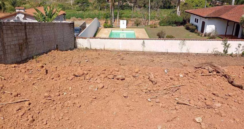 Terreno à venda no Jardim Belvedere do Lago, Serra Negra 