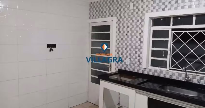 Casa Térrea para Venda em São José dos Campos, Residencial União, 2 dormitórios, 1 banheiro, 2 vagas