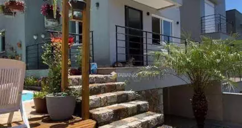 Casa com 3 dormitórios à venda, 178 m² por R$ 2.550.000,00 - Córrego Grande - Florianópolis/SC